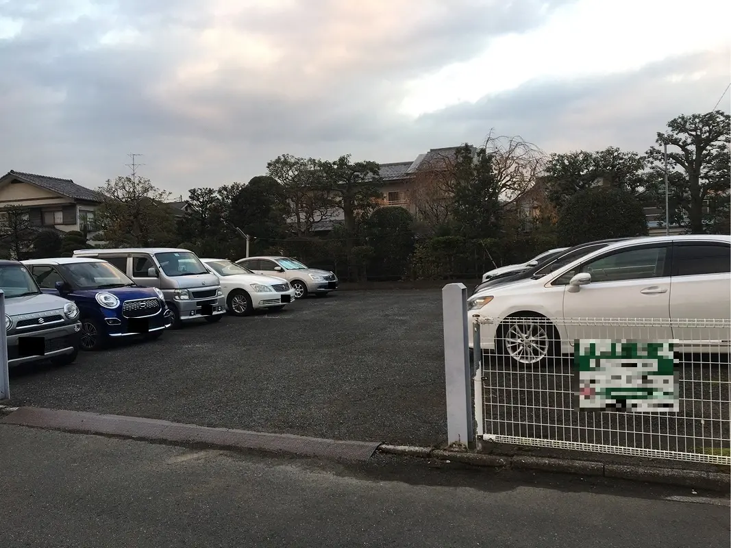 世田谷区砧５丁目　月極駐車場